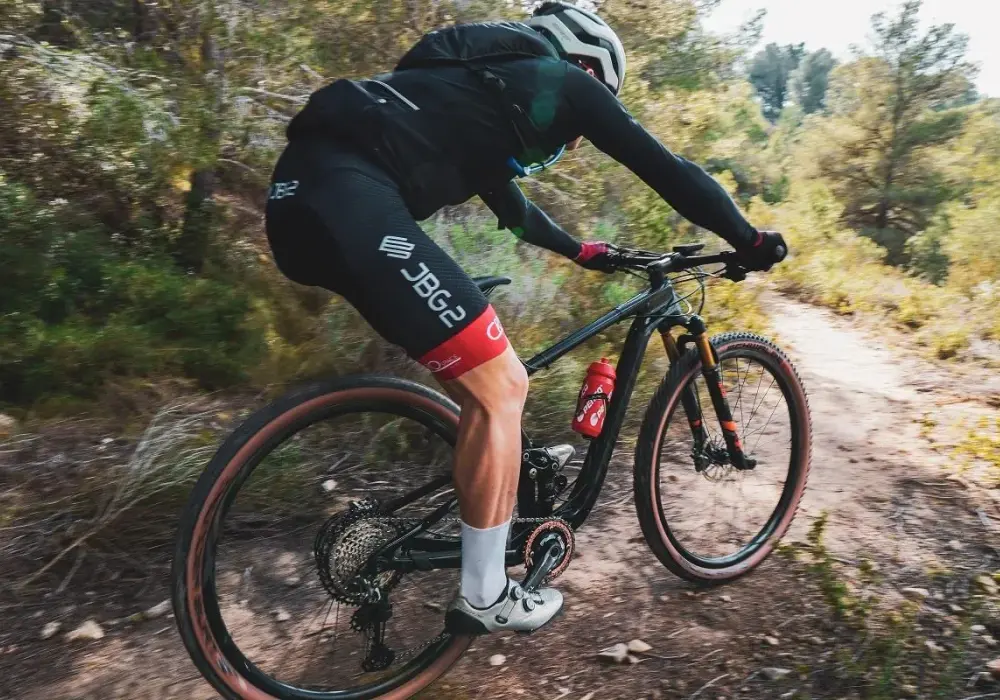Camelbak Cross 20: Plecak hydracyjny dla aktywnych - test i opinie