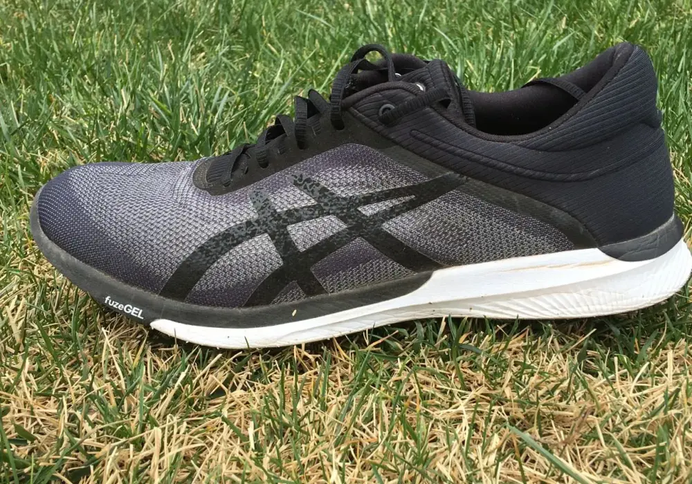 Asics FuzeX: Jak niski drop 8 mm wpływa na technikę biegu?