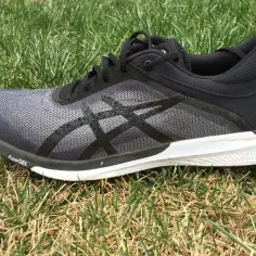 Asics FuzeX: Jak niski drop 8 mm wpływa na technikę biegu?